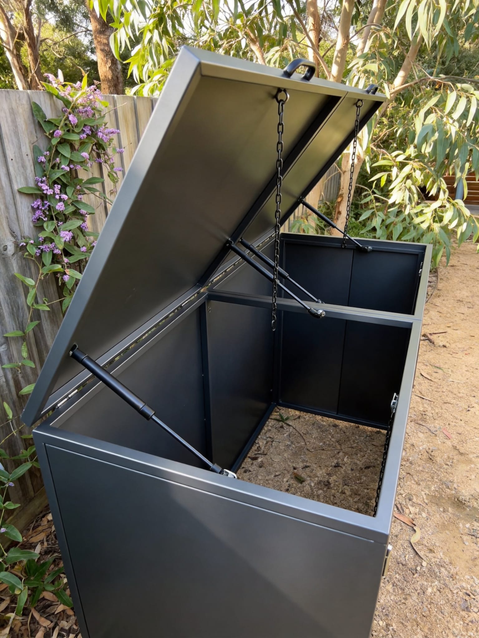 Wheelie bin enclosure